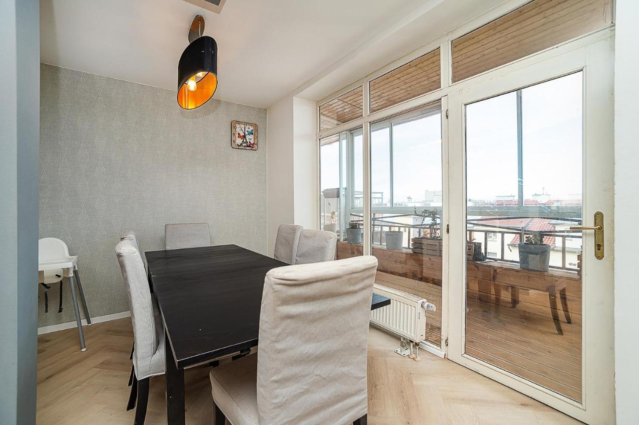 Big 4-Bedroom Flat, Terrace With Great Vitkov View Prag Exteriör bild